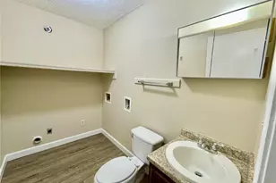 5846 Aftonshire Dr, Fayetteville, NC 28304 - Photo 6