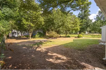 1075 Revere Street, Fayetteville, NC 28304 - Photo 32