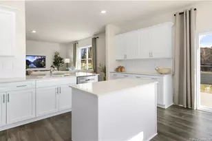 3100 Platinum Cir, West End, NC 27376 - Photo 6