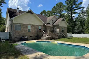 912 Lewis St, Raeford, NC 28376 - Photo 4