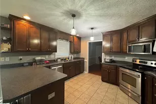 912 Lewis St, Raeford, NC 28376 - Photo 26