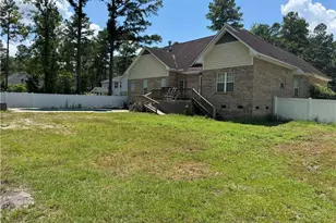 912 Lewis St, Raeford, NC 28376 - Photo 8