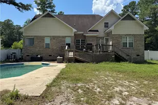 912 Lewis St, Raeford, NC 28376 - Photo 4