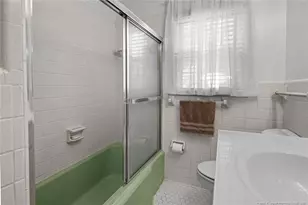 613 E 3rd Ave, Red Springs, NC 28377 - Photo 12