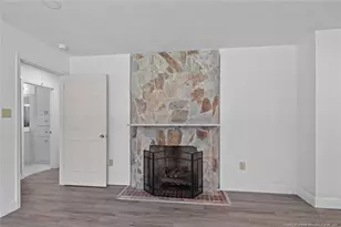 613 E 3rd Ave, Red Springs, NC 28377 - Photo 8