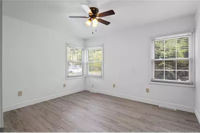 613 E 3rd Avenue, Red Springs, NC 28377 - Photo 14