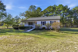 223 Broadwell Rd, Saint Pauls, NC 28384 - Photo 2