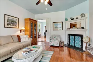 415 E 3rd Ave, Red Springs, NC 28377 - Photo 8