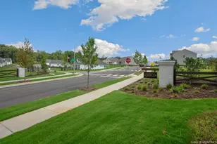 742 Lazy Elm Ln, Aberdeen, NC 28315 - Photo 38