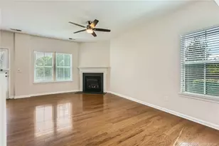 408 Panorama View Loop, Cary, NC 27519 - Photo 4