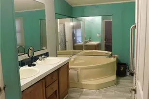 267 Ed Collins Ln, Clinton, NC 28328 - Photo 32