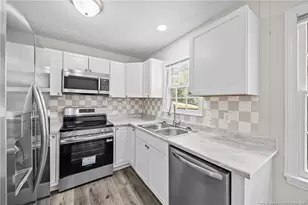 2803 Shade Tree Dr, Fayetteville, NC 28306 - Photo 10