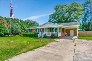 994 Great Marsh Church Rd, Saint Pauls, NC 28384 - Photo 2