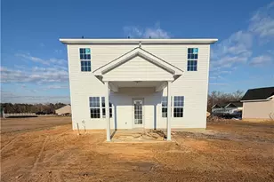 18 Chariot Cir, Lumber Bridge, NC 28357 - Photo 2