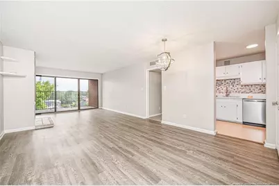 1100 Clarendon Street #602, Fayetteville, NC 28305 - Photo 2