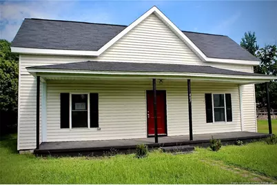 407 N King Avenue, Dunn, NC 28334 - Photo 1