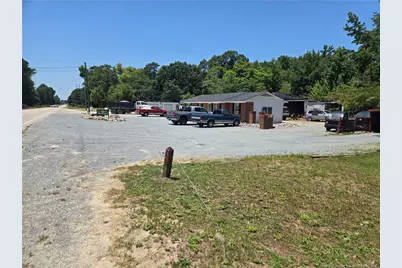 2305 Clinton Road, Fayetteville, NC 28312 - Photo 4