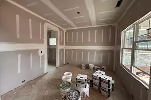 428 Redwater Trail, Aberdeen, NC 28315 - Photo 6