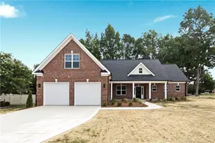 154 Ridge Stone Dr, Autryville, NC 28318 - Photo 1