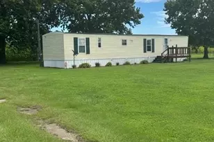 640 Faith Rd, Pembroke, NC 28372 - Photo 2