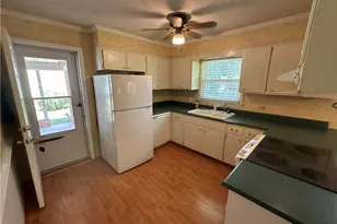 3120 Hampstead Rd, Lumberton, NC 28360 - Photo 12