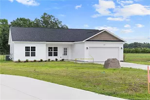 34 Chariot Cir, Lumber Bridge, NC 28357 - Photo 2