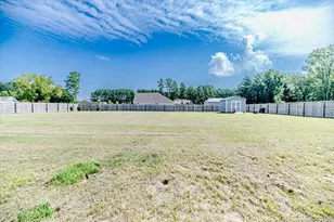 228 Kensington Dr, Sanford, NC 27332 - Photo 28