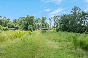 3402 Pine Log Rd, Lumberton, NC 28360 - Photo 12