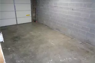 201 Rivenoak Dr, Fayetteville, NC 28303 - Photo 38