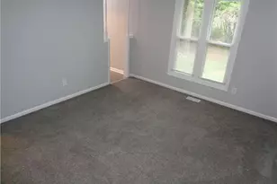 201 Rivenoak Dr, Fayetteville, NC 28303 - Photo 24