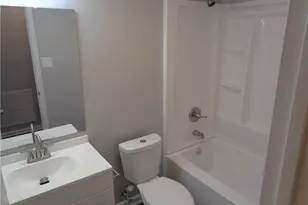 201 Rivenoak Dr, Fayetteville, NC 28303 - Photo 36