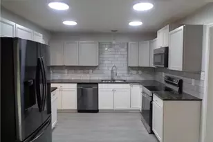 201 Rivenoak Dr, Fayetteville, NC 28303 - Photo 12