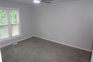 201 Rivenoak Dr, Fayetteville, NC 28303 - Photo 22