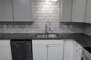 201 Rivenoak Dr, Fayetteville, NC 28303 - Photo 14