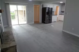 201 Rivenoak Dr, Fayetteville, NC 28303 - Photo 18