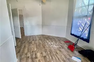 401 S Clinton Ave, Dunn, NC 28334 - Photo 6