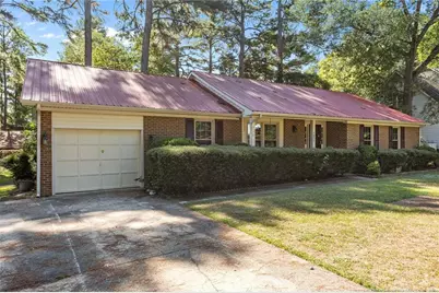 5831 Pettigrew Drive, Fayetteville, NC 28314 - Photo 2