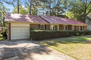 5831 Pettigrew Dr, Fayetteville, NC 28314 - Photo 2