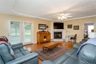 1012 Greenhouse Dr, Hope Mills, NC 28348 - Photo 6