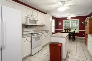 1012 Greenhouse Dr, Hope Mills, NC 28348 - Photo 8