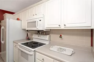 1012 Greenhouse Dr, Hope Mills, NC 28348 - Photo 14