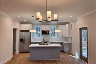 846 Thrush Dr, Vass, NC 28394 - Photo 12