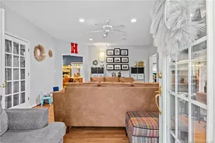 109 Sweetbriar Ct, West End, NC 27376 - Photo 4