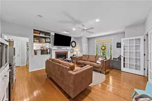 109 Sweetbriar Ct, West End, NC 27376 - Photo 8