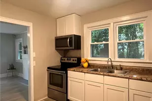 109 Brookwood Ave, Fayetteville, NC 28301 - Photo 10