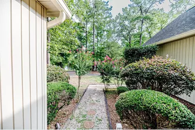 1401 Pennsylvania Avenue, Sanford, NC 27332 - Photo 6