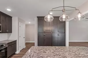 30121 Deercroft Dr, Wagram, NC 28396 - Photo 16