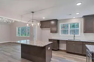 30121 Deercroft Dr, Wagram, NC 28396 - Photo 20