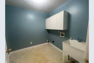 596 E Lake Ridge Road, Raeford, NC 28376 - Photo 8