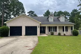 596 E Lake Ridge Rd, Raeford, NC 28376 - Photo 1